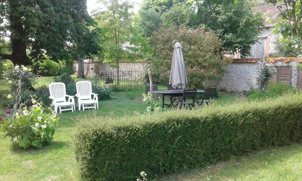 Une Maison A La Campagne Beaune-la-Rolande Ngoại thất bức ảnh